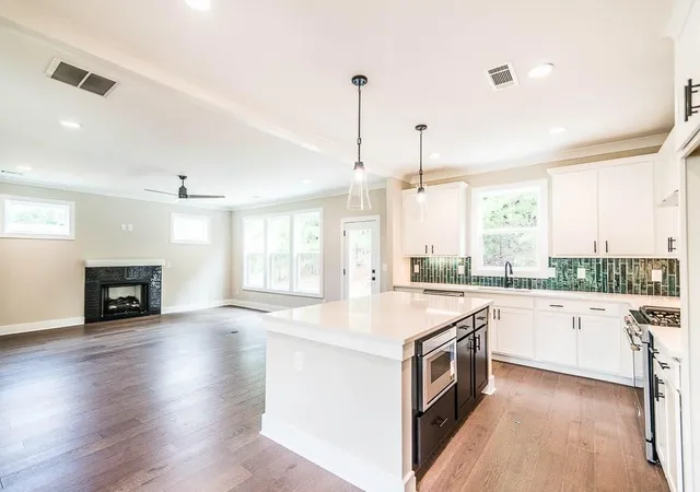 Photo 4 of Single family home for sale at 2545 Adair Ridge Ct, Decatur, GA 30034 | MLS# 7828780 | Listing updated on 2026-08-29