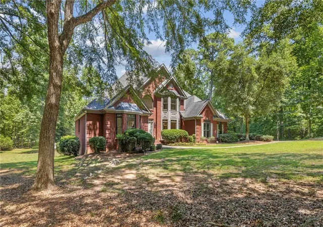 Photo 3 of Single family home for sale at 35 Cornish Tr Dr, Covington, GA 30014 | MLS# 7785752 | Listing updated on 2026-09-04