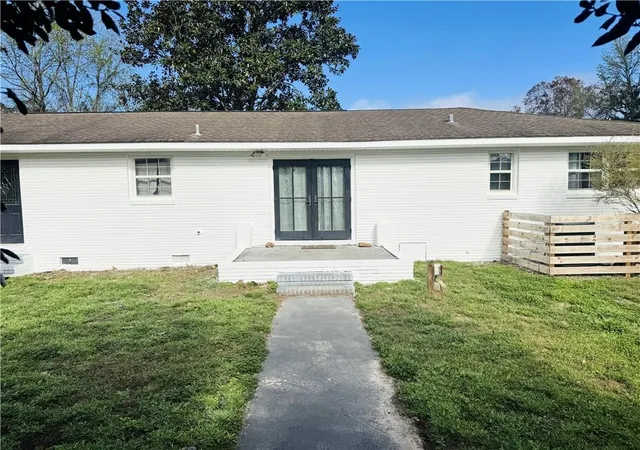 Homes for sale in Kingsland, GA | 909 Clarks Bluff Rd, Kingsland, GA 31548 | MLS# 7726237