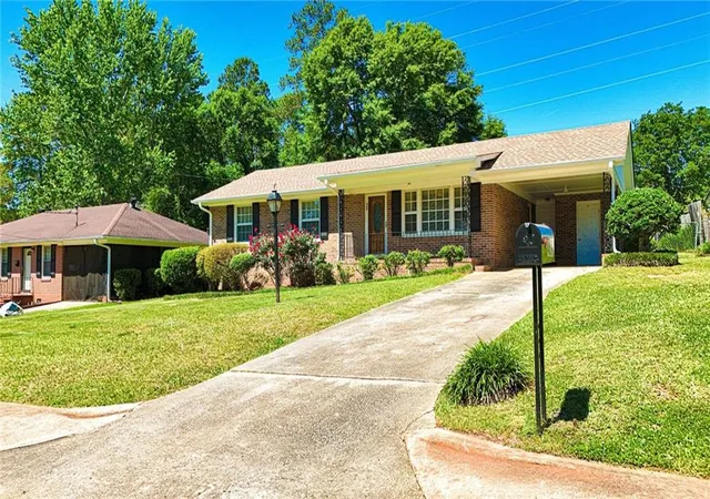 Homes for sale in Griffin, GA | 409 Dora St, Griffin, GA 30223 | MLS# 7762185