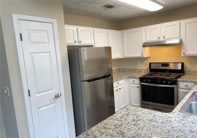 5th image of 2668 Laurel Ln Nw, Kennesaw, GA 30152 | MLS# 7777234