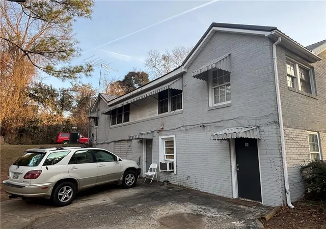 3rd image of 802 W N Park St Hwy, Carrollton, GA 30117 | MLS# 7740962