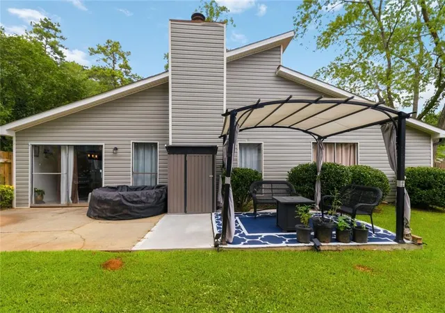 Photo 1 of Single family home for sale at 8847 Wellston Ct, Jonesboro, GA 30238 | MLS# 7806657 | Listing updated on 2026-08-30