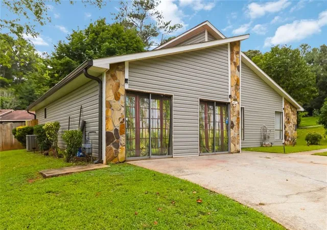 Photo 27 of Single family home for sale at 8847 Wellston Ct, Jonesboro, GA 30238 | MLS# 7806657 | Listing updated on 2026-08-30