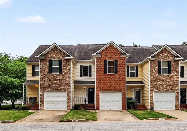 1st image of 2959 Stonecrest Ln, Lithonia, GA 30038 | MLS# 7756020