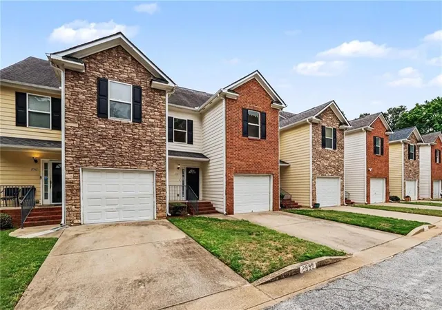 5th image of 2959 Stonecrest Ln, Lithonia, GA 30038 | MLS# 7756020