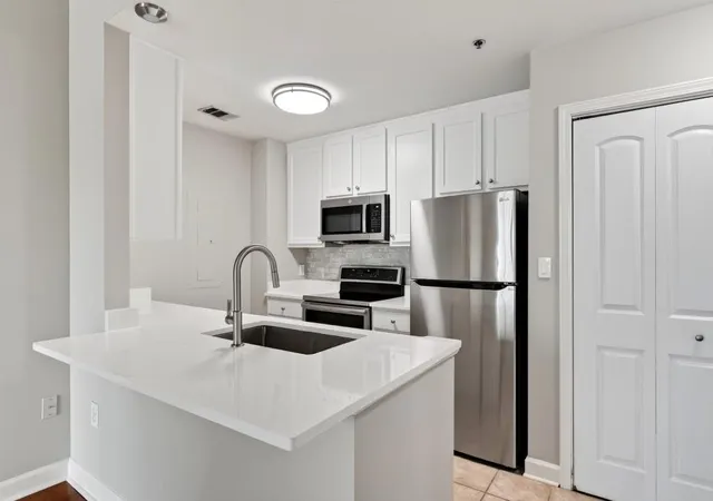 Photo 3 of Condo for sale at 1101 Juniper St NE #832, Atlanta, GA 30309 | MLS# 7810210 | Listing updated on 2026-09-08
