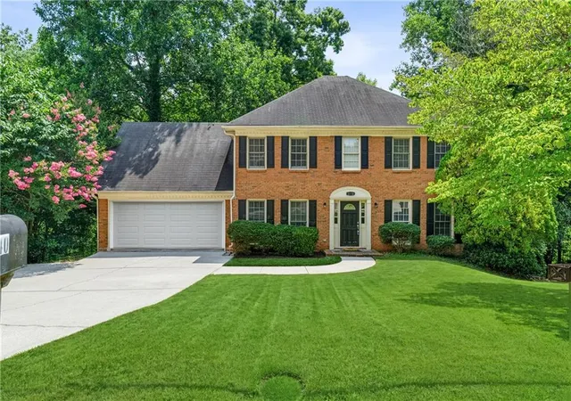 Homes for sale in Lilburn, GA | 5040 Huntshire Ln Sw, Lilburn, GA 30047 | MLS# 7799673