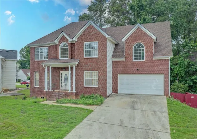 Photo 2 of Sale Pending at 302 Derby Dr, Riverdale, GA 30274 | MLS# 7774436 | Listing updated on 2026-09-04