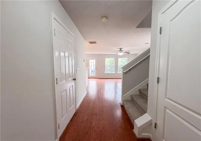 Photo 3 of Sale Pending at 93 Darbys Xing Ct, Hiram, GA 30141 | MLS# 7814825 | Listing updated on 2026-09-09