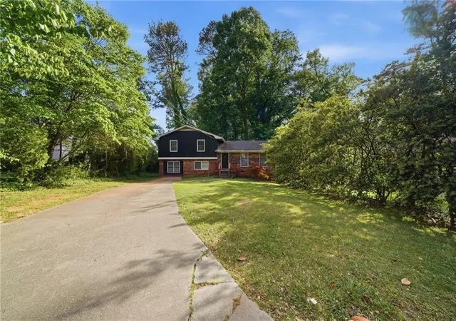 1st image of 2719 Galaxy Ct, Decatur, GA 30034 | MLS# 7748959