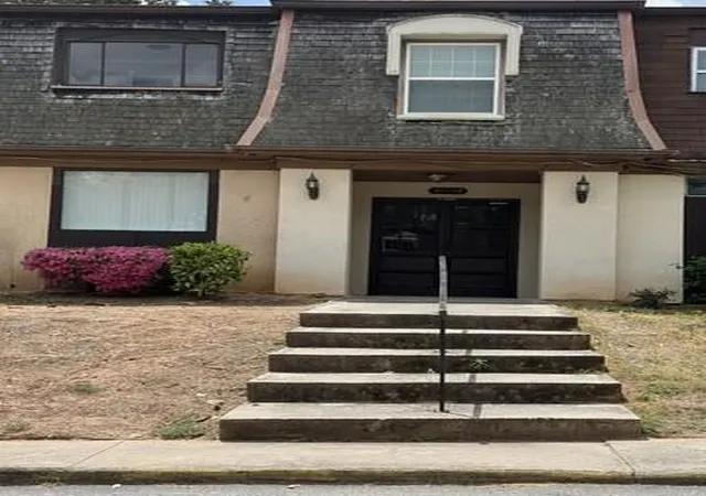 Condo for sale at 42 Le Parc Fontaine, Lithonia, GA 30038 | MLS# 7858772