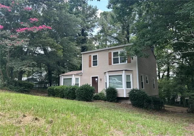 Photo 3 of Single family home for sale at 1890 Westminister Way Nw, Conyers, GA 30012 | MLS# 7787296 | Listing updated on 2026-09-08