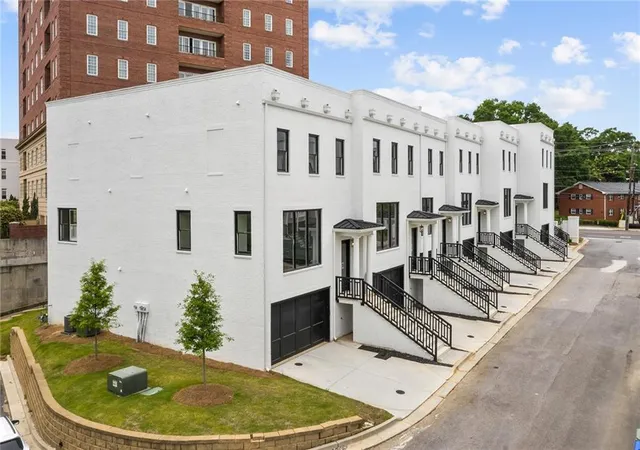 Photo 1 of Townhouse for sale at 3667 Peachtree Rd Ne #12, Atlanta, GA 30319 | MLS# 7853839 | Listing updated on 2026-10-15