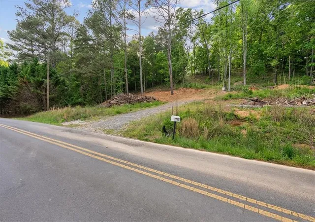Homes for sale in Plainville, GA | 307 Moores Ferry Rd Sw, Plainville, GA 30733 | MLS# 7759800
