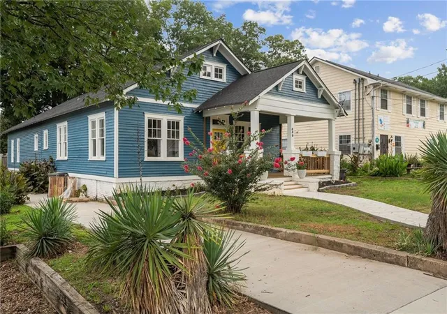 Photo 1 of Single family home for sale at 559 Hopkins St, Atlanta, GA 30310 | MLS# 7809864 | Listing updated on 2026-07-28