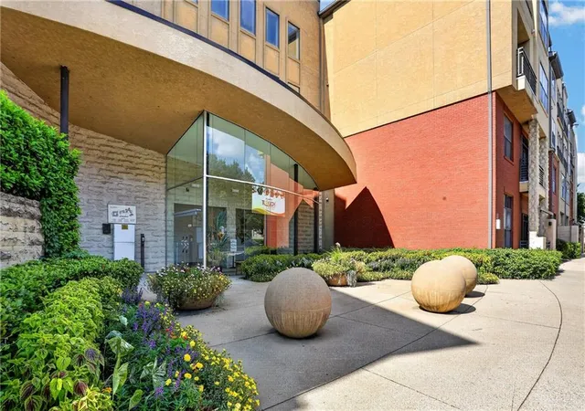 1st image of 400 17th St Nw #2312, Atlanta, GA 30363 | MLS# 7823793