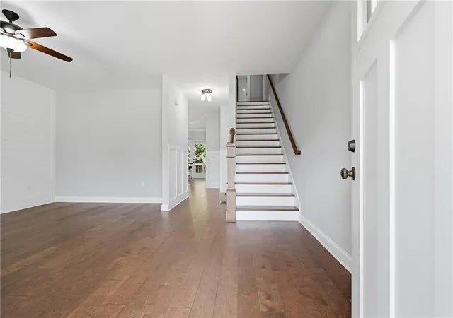2nd image of 219 Harris Ct, Ball Ground, GA 30107 | MLS# 7790189