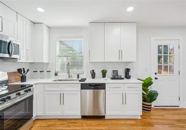 4th image of 3169 Canary Ct, Decatur, GA 30032 | MLS# 7803837