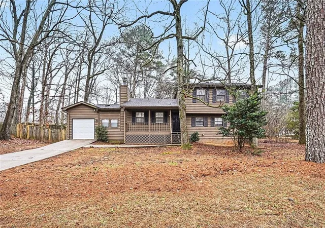 1st image of 2895 Woodhollow Ln, Jonesboro, GA 30236 | MLS# 7715258