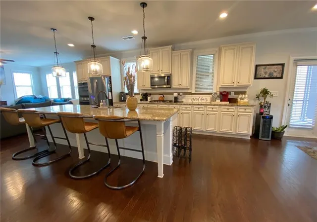 Photo 3 of Single family home for sale at 4806 Ralin Ct, Atlanta, GA 30331 | MLS# 7667131 | Listing updated on 2026-08-09