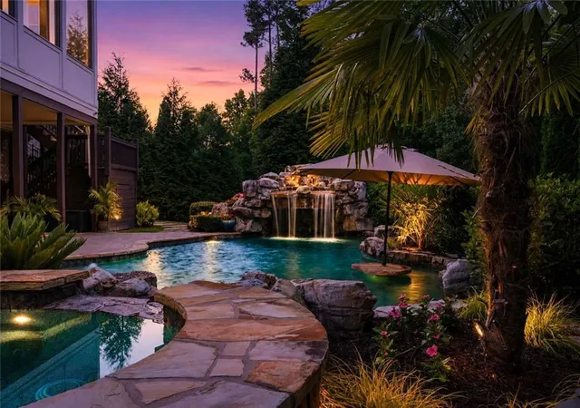 Photo 3 of Sale Pending at 238 Hanson Way, Marietta, GA 30064 | MLS# 7825208 | Listing updated on 2026-08-28