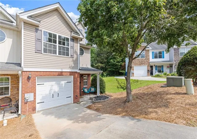 Homes for sale in Winder, GA | 1456 Box Cir, Winder, GA 30680 | MLS# 7776845