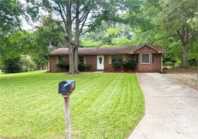 1st image of 25 Pleasant Valley Rd, Mcdonough, GA 30253 | MLS# 7785440
