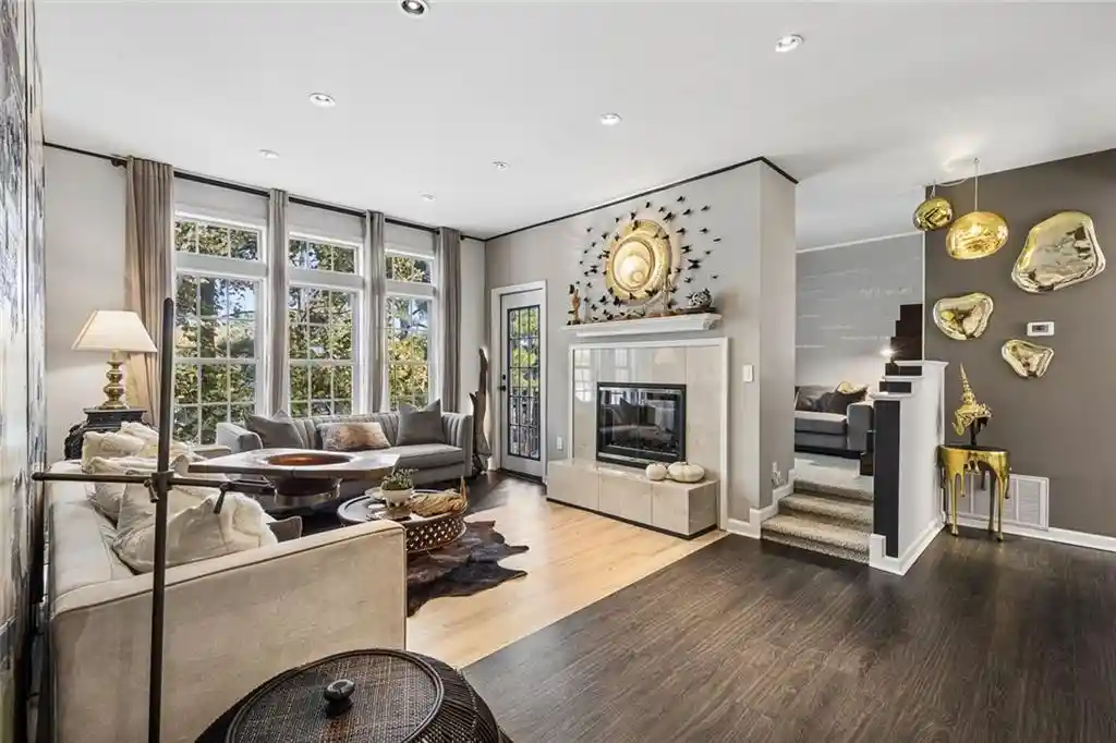 Condo for sale at 220 Renaissance Pkwy NE #1210, Atlanta, GA 30308 | MLS# 7861159