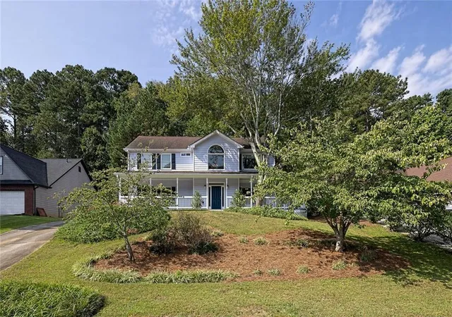 3rd image of 431 Thornbush Tr, Lawrenceville, GA 30046 | MLS# 7750093
