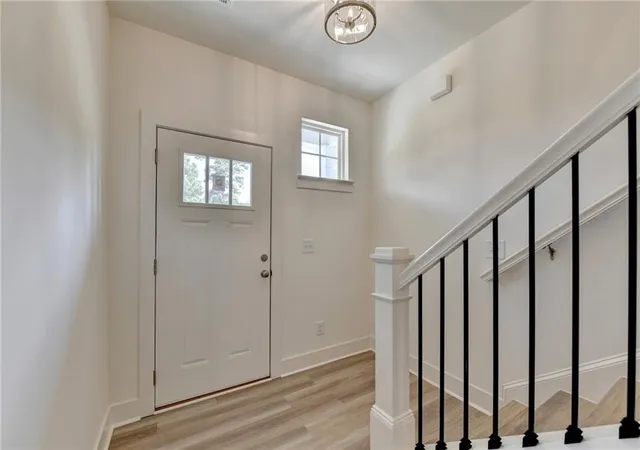 2nd image of 307 Barracks Wy #886, Hoschton, GA 30548 | MLS# 7817899