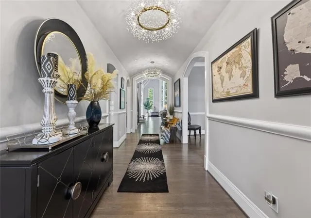 5th image of 3510 Knollwood Dr Nw, Atlanta, GA 30305 | MLS# 7777223