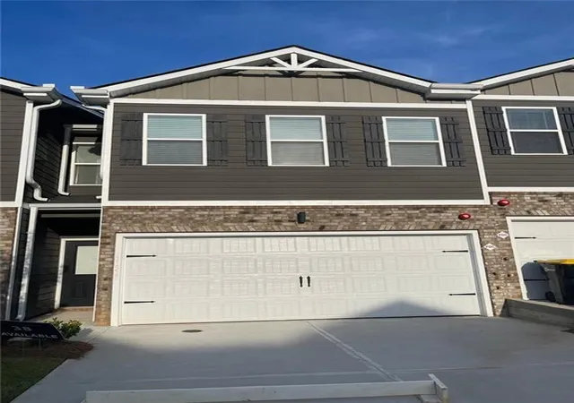 Townhouse for sale at 11538 Kimberly Way, Lovejoy, GA 30228 | MLS# 7839453