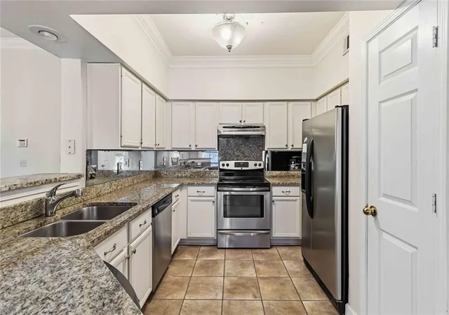 5th image of 3777 Peachtree Rd Ne #533, Brookhaven, GA 30319 | MLS# 7741546