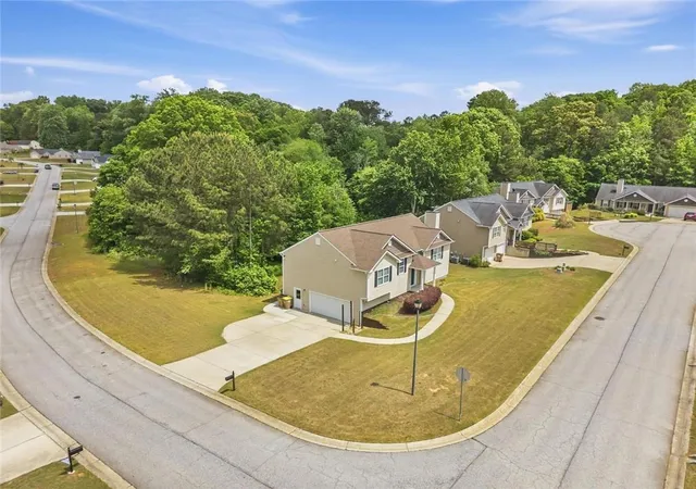 1st image of 2126 Crown Park Dr, Winder, GA 30680 | MLS# 7766255