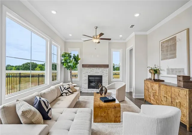 Photo 3 of Single family home for sale at 118 Herring Dr, Hoschton, GA 30548 | MLS# 7814867 | Listing updated on 2026-10-10