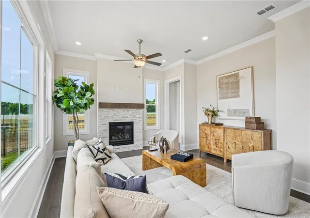 Photo 4 of Single family home for sale at 118 Herring Dr, Hoschton, GA 30548 | MLS# 7814867 | Listing updated on 2026-10-10