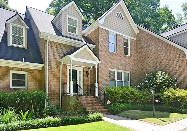 Photo 1 of Sale Pending at 304 Wood Lake Dr, Athens, GA 30606 | MLS# 7724126 | Listing updated on 2026-09-03