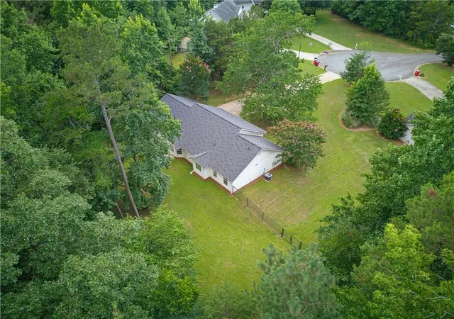 Homes for sale in Maysville, GA | 117 Light House Cir, Maysville, GA 30558 | MLS# 7795153