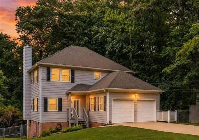 1st image of 2399 Glynn Dr Se, Atlanta, GA 30316 | MLS# 7762034