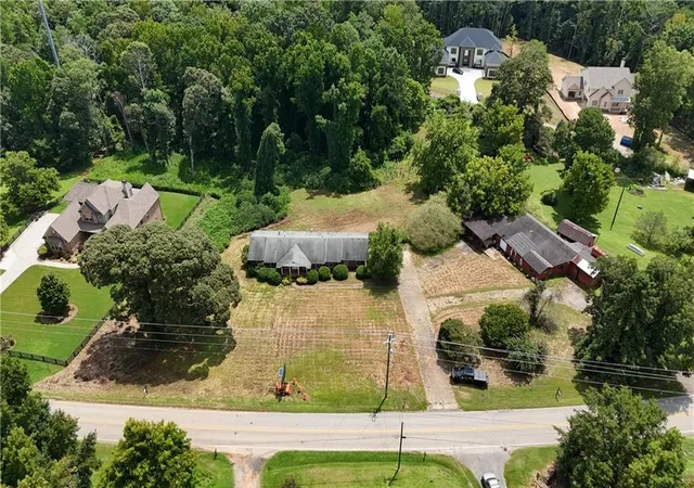 2nd image of 2867 N Bogan Rd, Buford, GA 30519 | MLS# 7815588