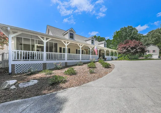 2nd image of 397 Thomas Rd, Dallas, GA 30132 | MLS# 7776699
