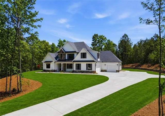 Photo 3 of Sale Pending at 466 Mt Olive Church Ln, Canton, GA 30114 | MLS# 7804341 | Listing updated on 2026-10-11