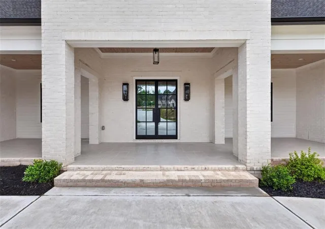 Photo 2 of Sale Pending at 6141 Bethany View Trl, Buford, GA 30518 | MLS# 7777559 | Listing updated on 2026-10-05
