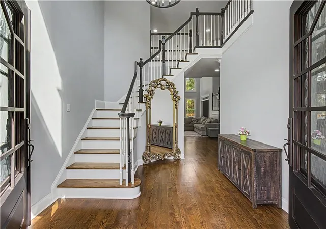 3rd image of 401 The Falls Of Cherokee Dr, Canton, GA 30114 | MLS# 7775023