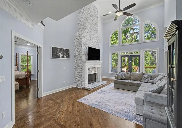 4th image of 401 The Falls Of Cherokee Dr, Canton, GA 30114 | MLS# 7775023
