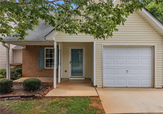 1st image of 167 London Dr, Mcdonough, GA 30253 | MLS# 7789535
