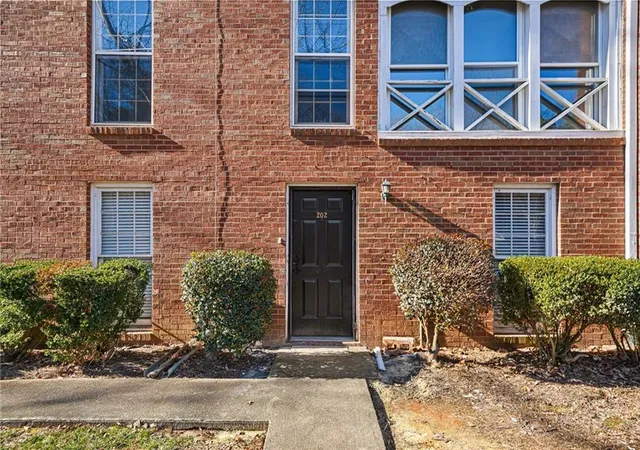 Homes for sale in Marietta, GA | 1166 Booth Rd Sw #202, Marietta, GA 30008 | MLS# 7797573