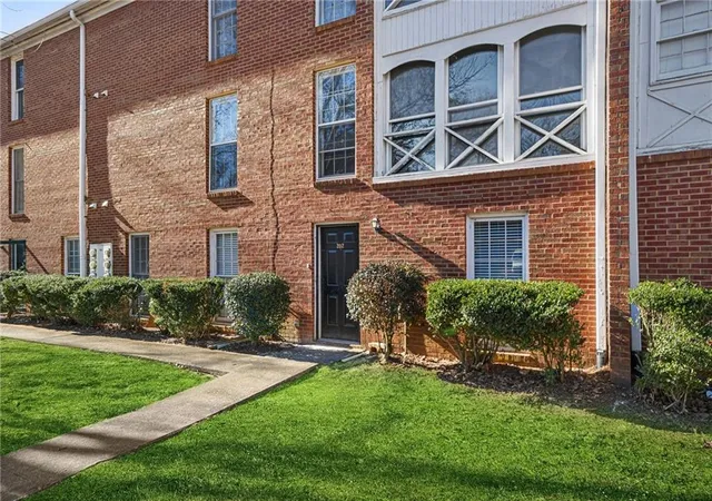 Homes for sale in Marietta, GA | 1166 Booth Rd Sw #202, Marietta, GA 30008 | MLS# 7797573