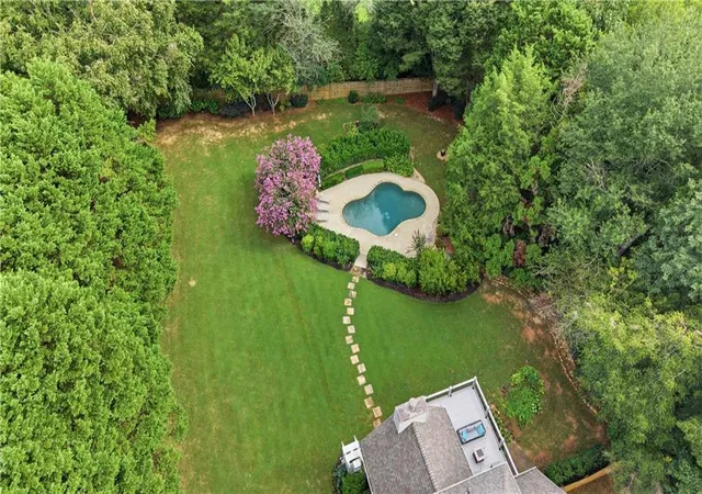 Photo 4 of Single family home for sale at 6330 Fox Creek Dr, Cumming, GA 30040 | MLS# 7826262 | Listing updated on 2026-08-30